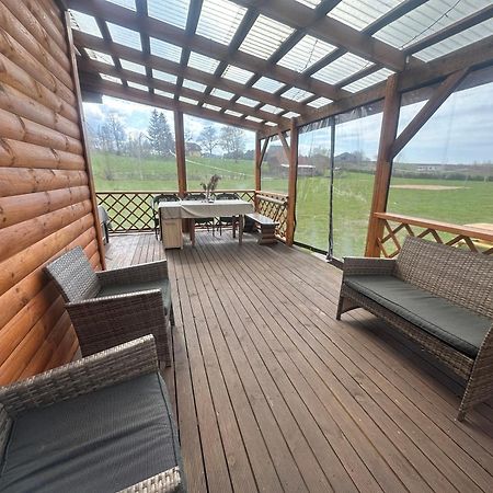 Kundzini Hotel Bīriņi Buitenkant foto