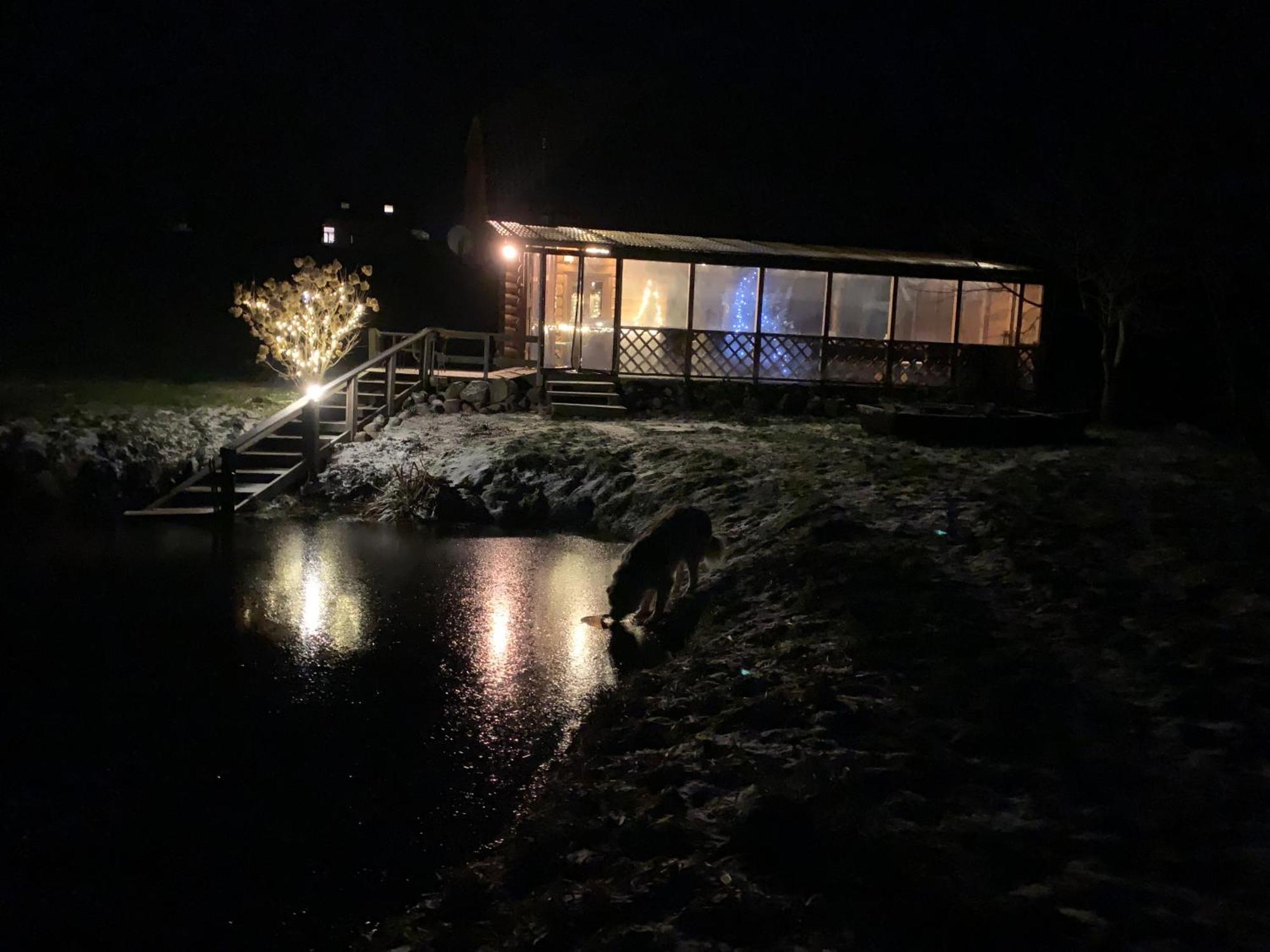 Kundzini Hotel Bīriņi Buitenkant foto