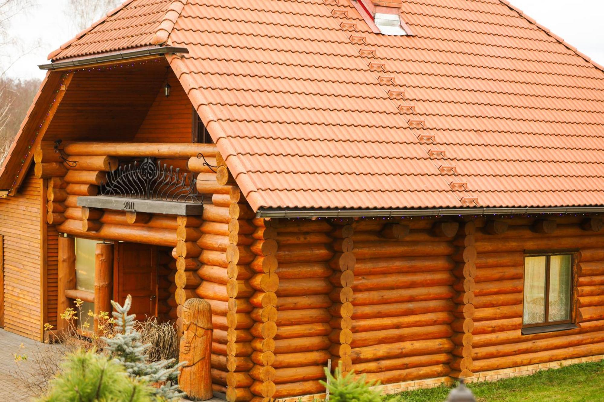 Kundzini Hotel Bīriņi Buitenkant foto